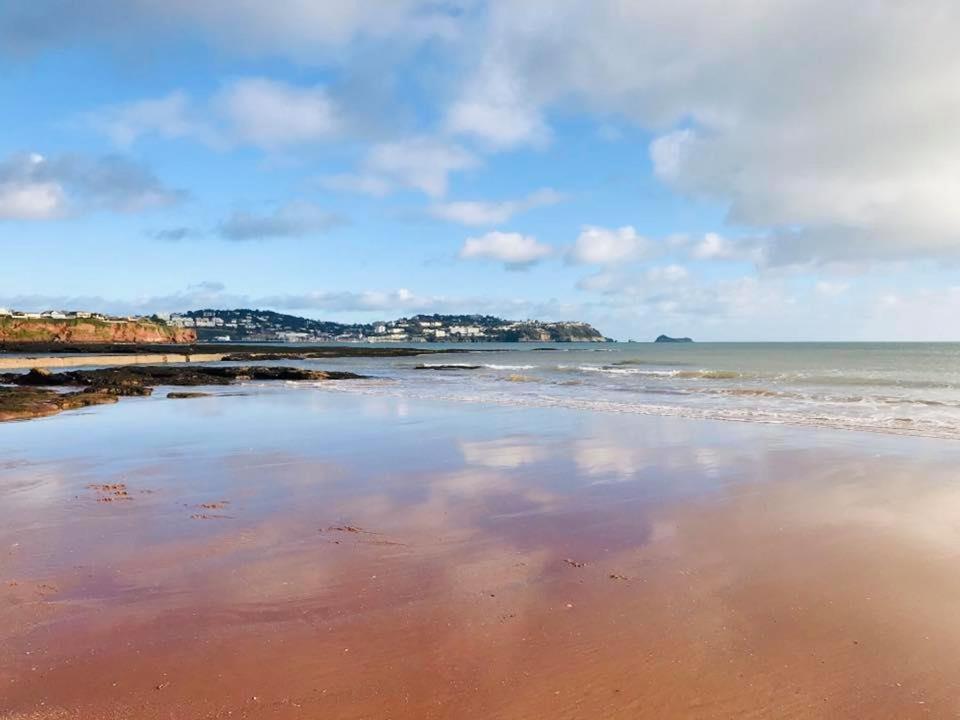 Beaches - South Sands Beach House Торкі Екстер'єр фото