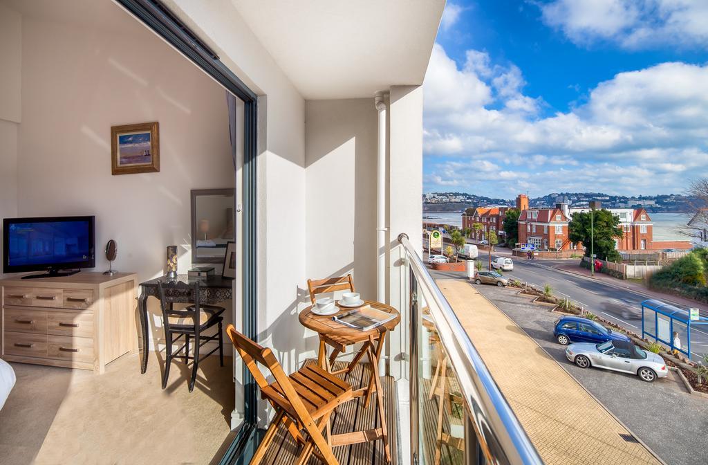 Beaches - South Sands Beach House Торкі Екстер'єр фото