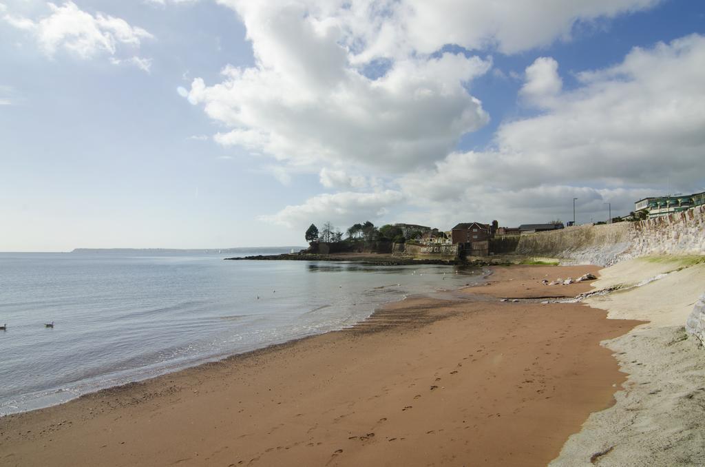 Beaches - South Sands Beach House Торкі Номер фото